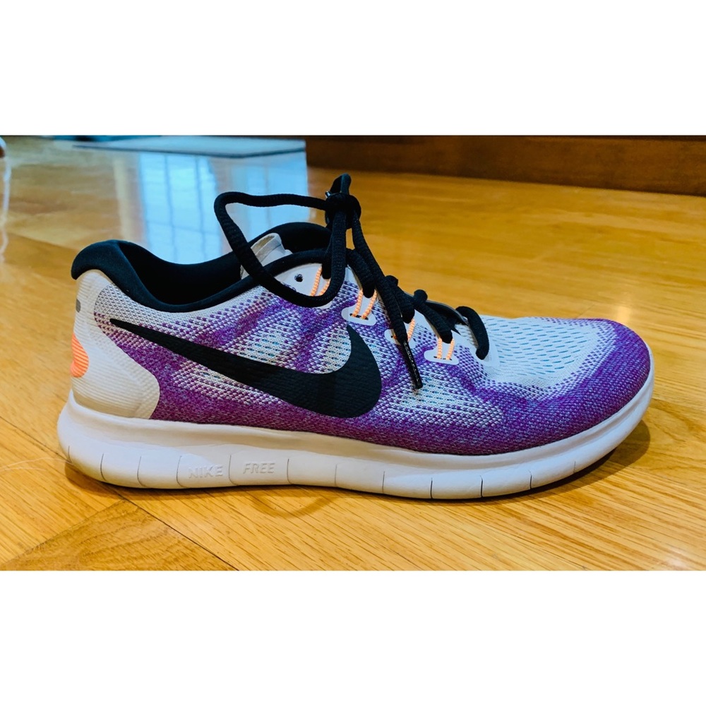 Women’s Nike Free Run 2017